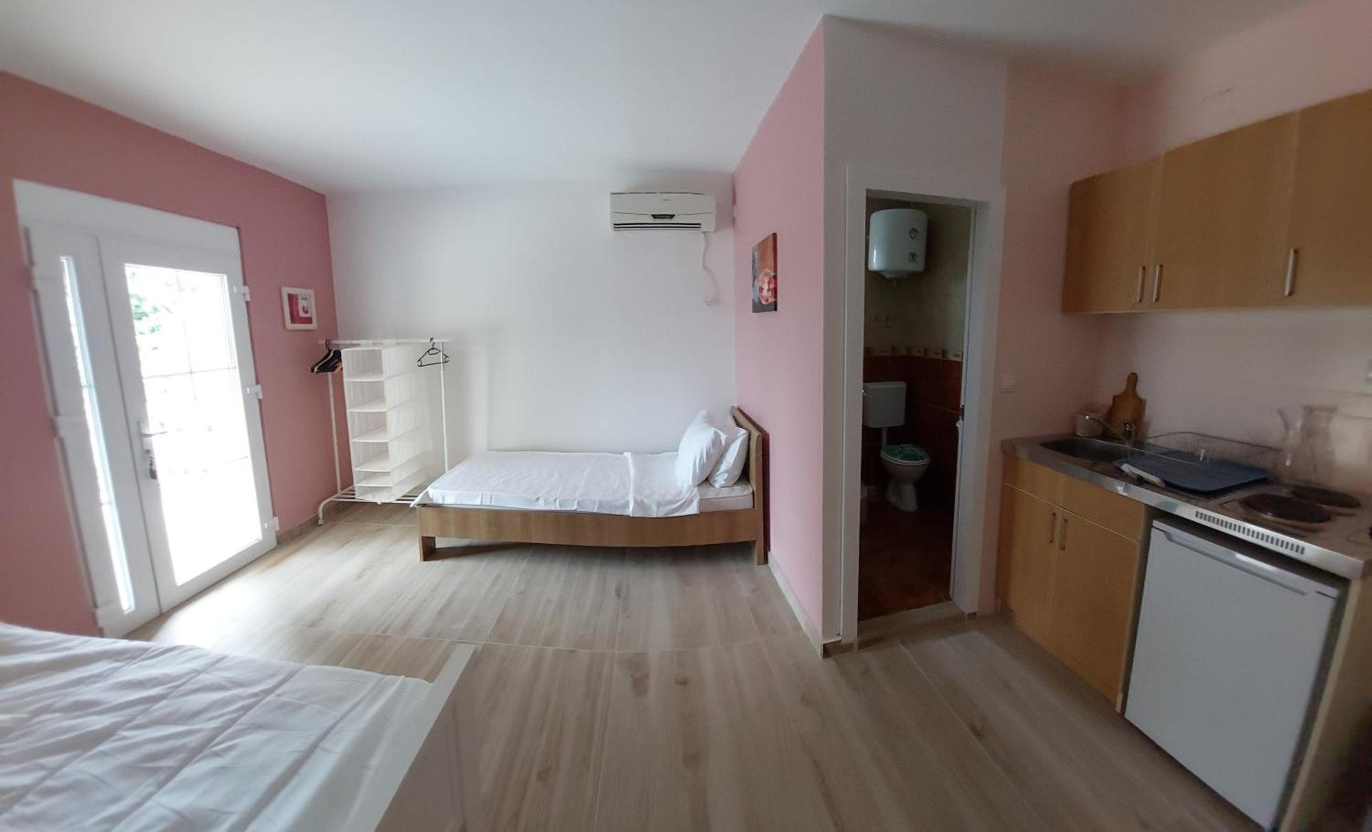 Vuko I Magdalena Midzor Apartment Petrovac Екстериор снимка