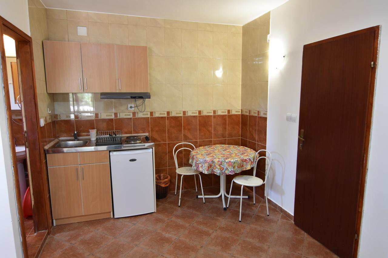 Vuko I Magdalena Midzor Apartment Petrovac Екстериор снимка